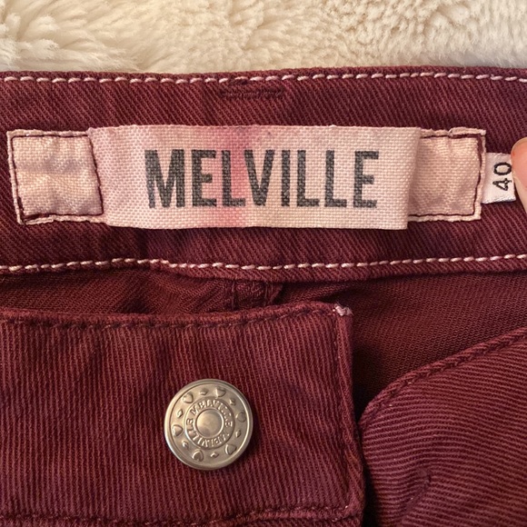 Brandy Melville low rise maroon shorts - Picture 2 of 3